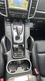 2016 Cayenne Thumbnail 26