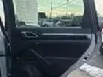 2016 Cayenne Thumbnail 18