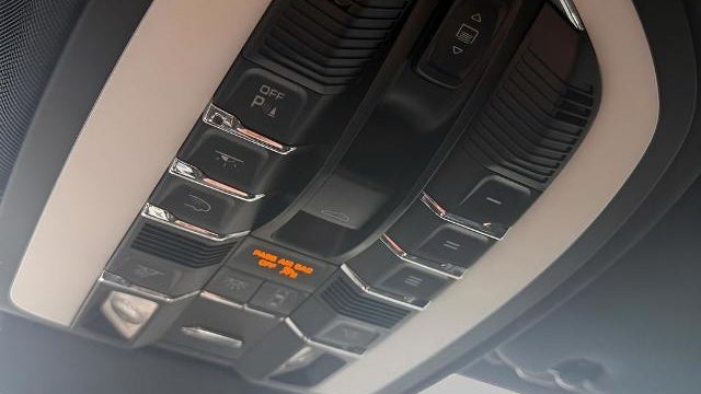 2017 Porsche Cayenne Base