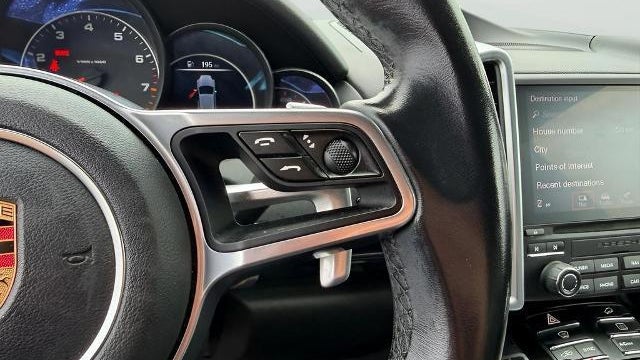 2017 Porsche Cayenne Base