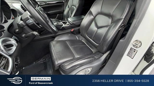 2017 Porsche Cayenne Base