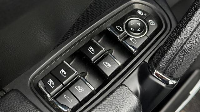 2017 Porsche Cayenne Base
