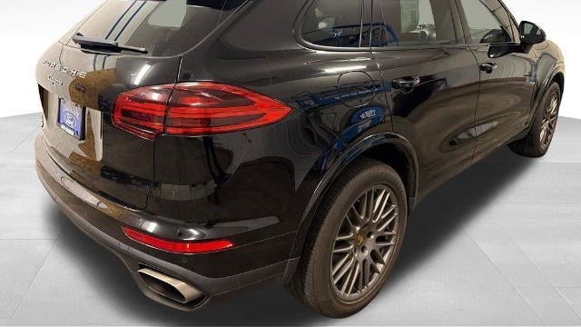 2018 Porsche Cayenne Base
