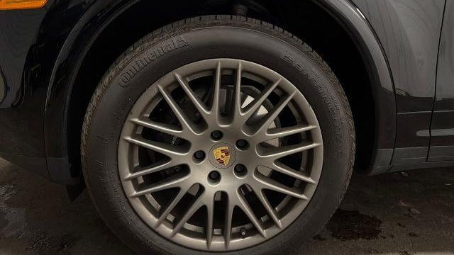 2018 Porsche Cayenne Base