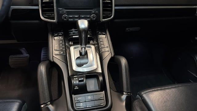 2018 Porsche Cayenne Base