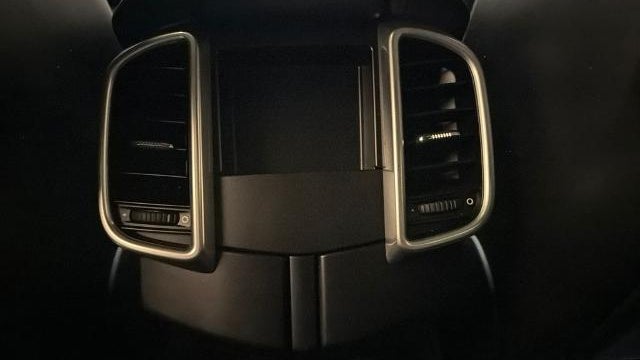 2018 Porsche Cayenne Base