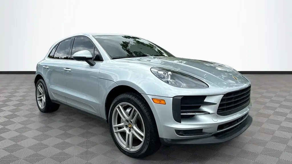 2021 Porsche Macan Base