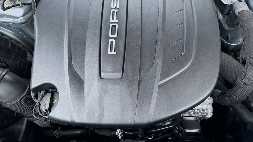 2021 Porsche Macan Base