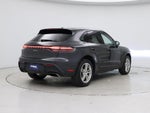 2022 Macan Thumbnail 8