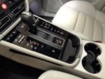 2023 Macan Thumbnail 24