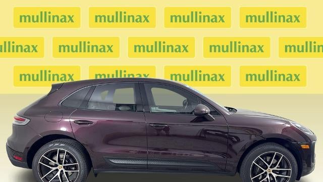 2023 Porsche Macan Base