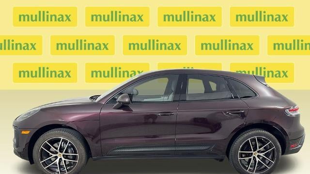 2023 Porsche Macan Base