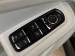 2023 Macan Thumbnail 14