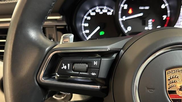 2023 Porsche Macan Base