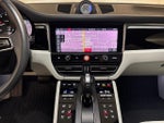 2023 Macan Thumbnail 20