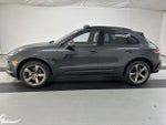 2023 Macan Thumbnail 6