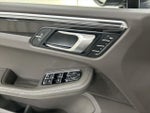 2023 Macan Thumbnail 11