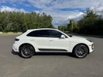 2023 Macan Thumbnail 5