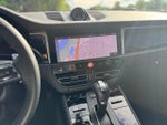 2023 Macan Thumbnail 15
