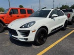 2018 Macan Thumbnail 6