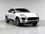 2018 Macan Thumbnail 1