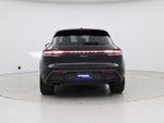 2023 Macan Thumbnail 6