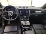 2023 Macan Thumbnail 9