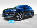 2024 Macan Thumbnail 1