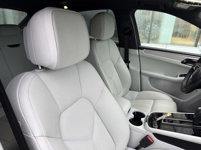 2024 Porsche Macan - $52,800