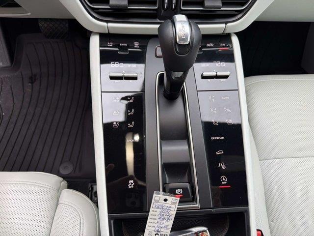 2024 Porsche Macan - $52,800