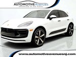 2024 Macan Thumbnail 1