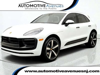 2024 Porsche Macan AWD T 4DR SUV