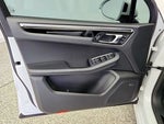 2024 Macan Thumbnail 11