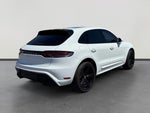 2024 Macan Thumbnail 5