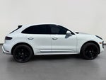 2024 Macan Thumbnail 6