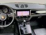 2024 Macan Thumbnail 7