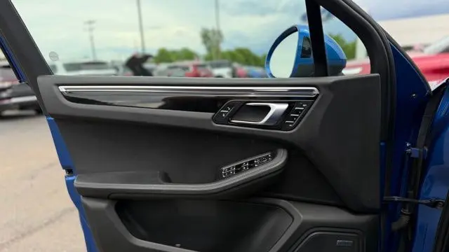 2018 Porsche Macan Base