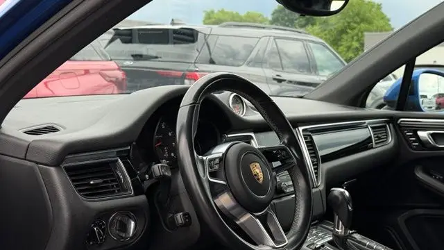 2018 Porsche Macan Base