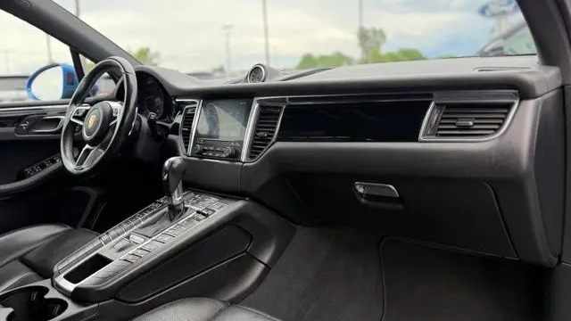 2018 Porsche Macan Base