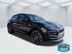 2022 Macan Thumbnail 3