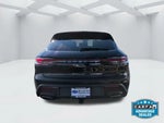 2022 Macan Thumbnail 6