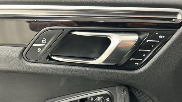 2023 Porsche Macan T