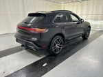 2023 Macan Thumbnail 3