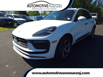 2023 Porsche Macan AWD T 4DR SUV