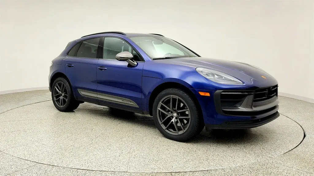 2023 Porsche Macan T