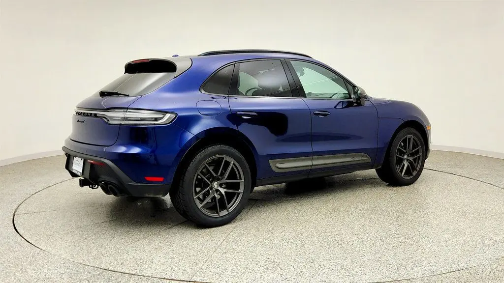 2023 Porsche Macan T