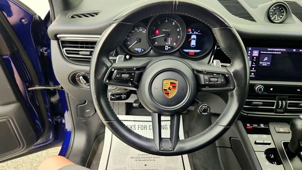 2023 Porsche Macan T
