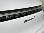 2025 Macan Thumbnail 7