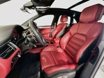 2025 Macan Thumbnail 12