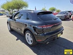 2025 Macan Thumbnail 5